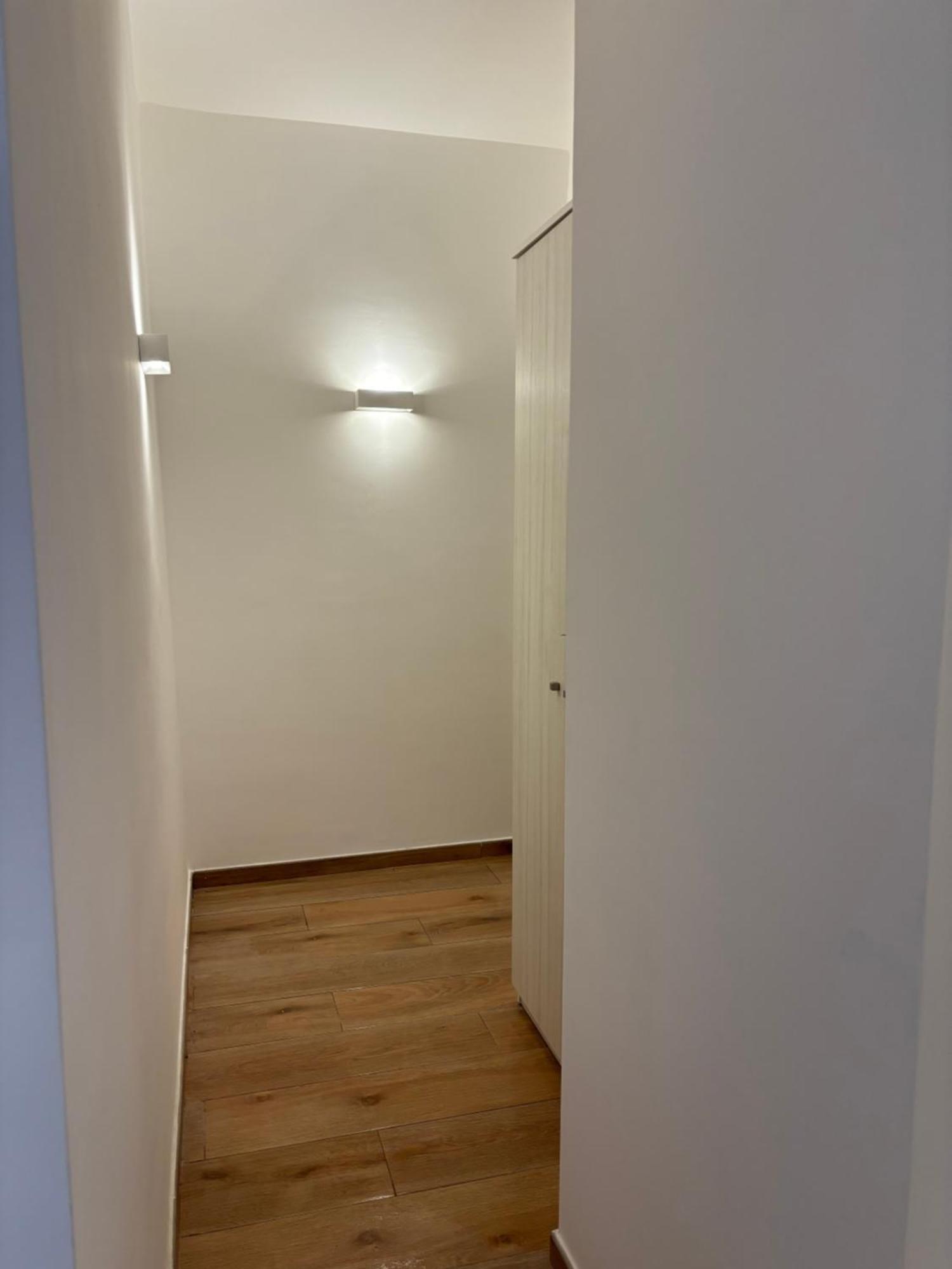 Perni Rooms Палермо Екстер'єр фото